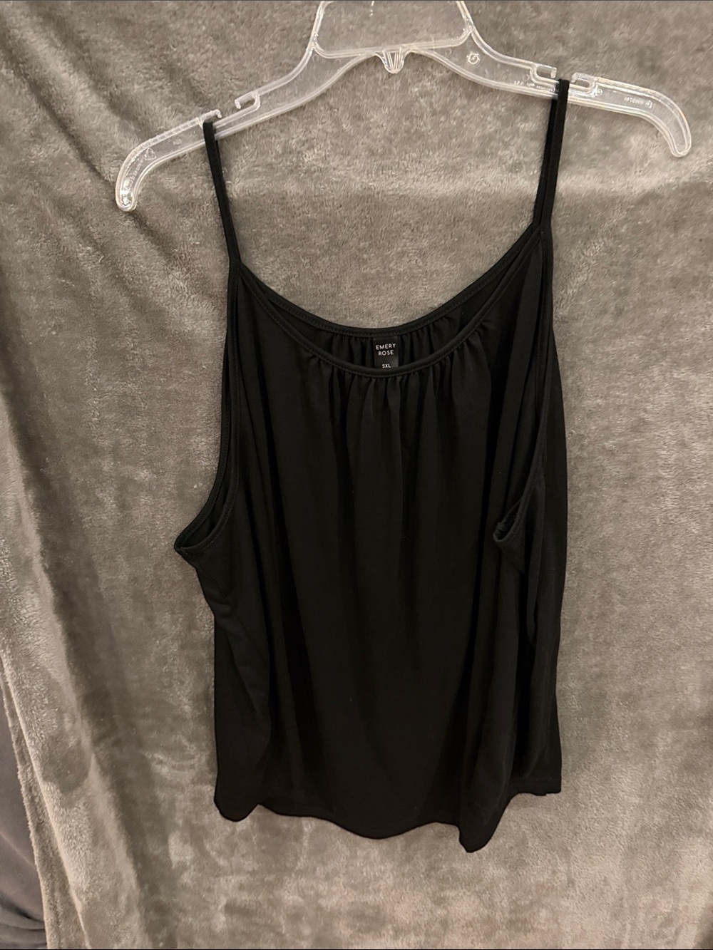 Emery Rose Black Lightweight Spaghetti-Strap Camisole